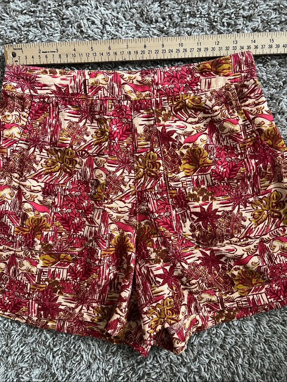 Like New! JOIE Linen Blend Red Floral Print Pull On Casual Shorts in Size S - Picture 12 of 14